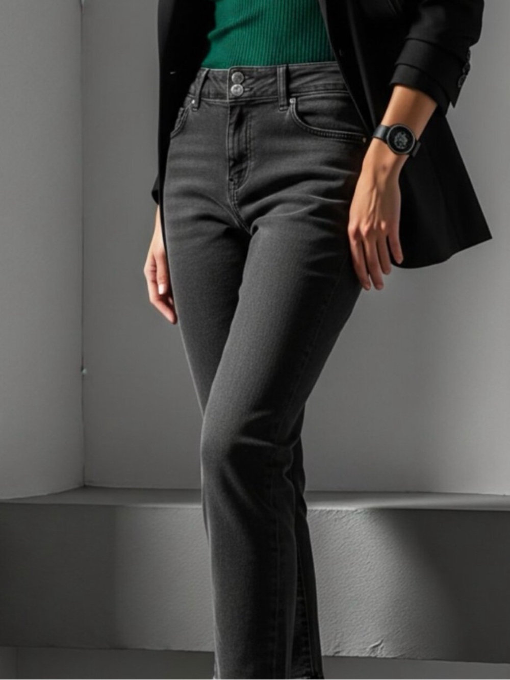NWOT Hudson Jeans High-Rise Double Button Straight Stretch Jeans in Charcoal